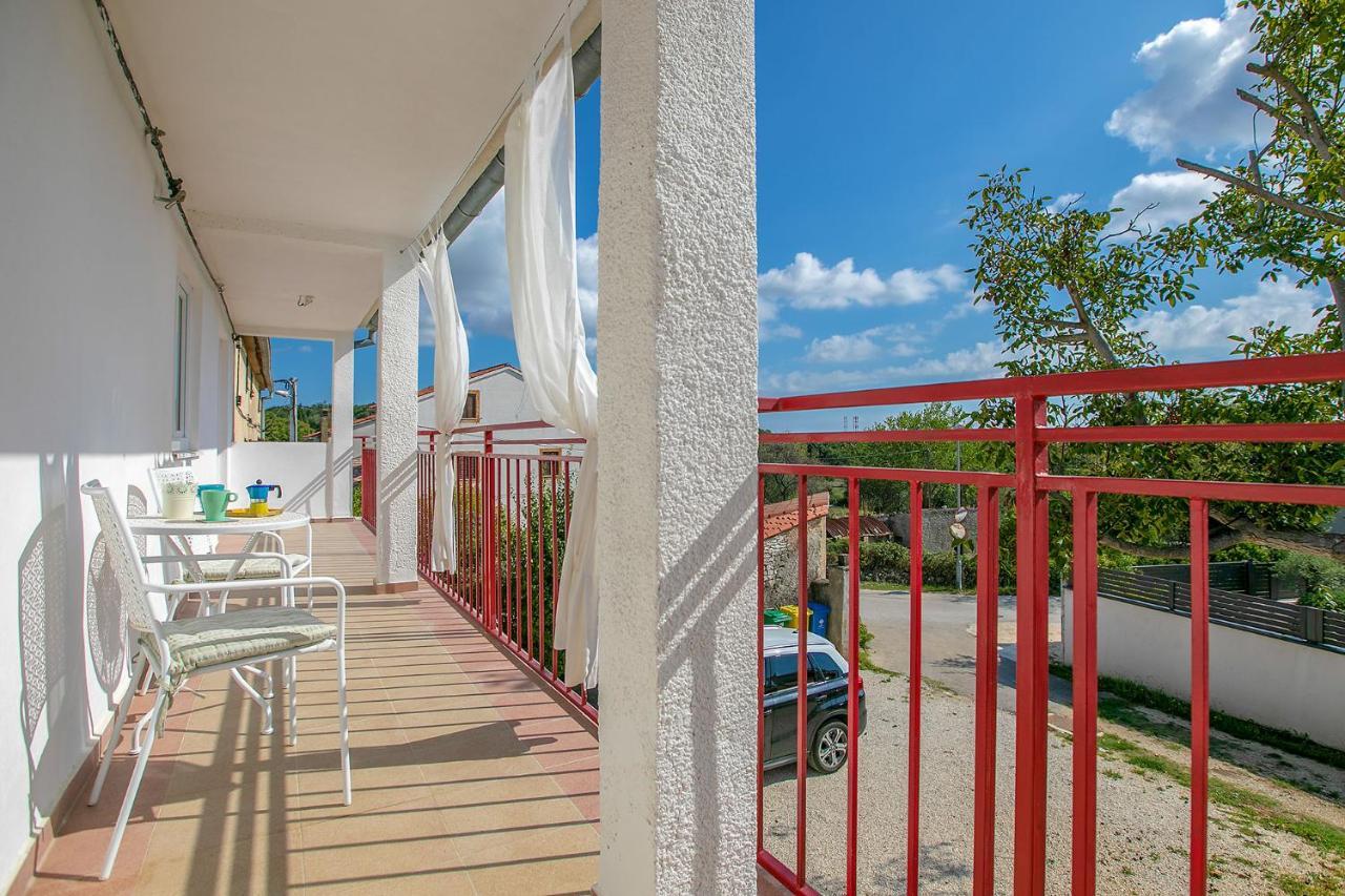 Villa John Πούλα Εξωτερικό φωτογραφία