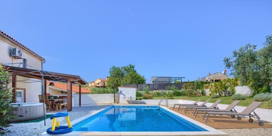 Villa John Πούλα Εξωτερικό φωτογραφία